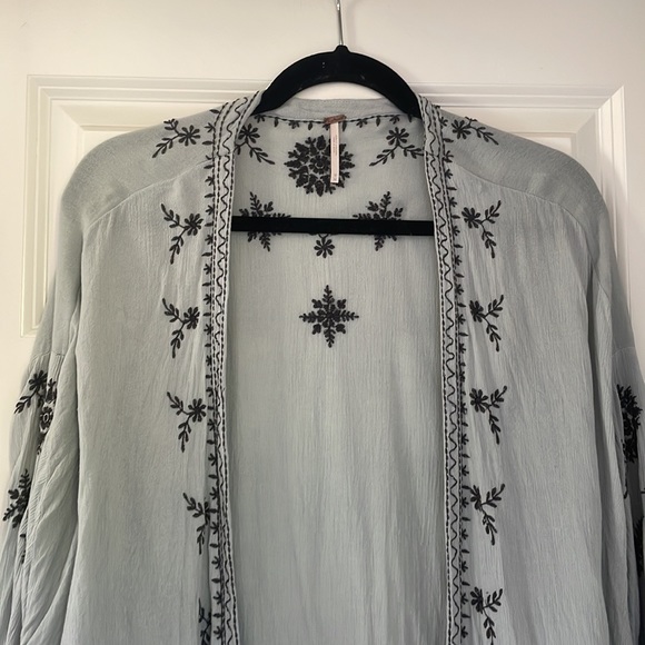 Free People Embroidered Kimono - Picture 3 of 13